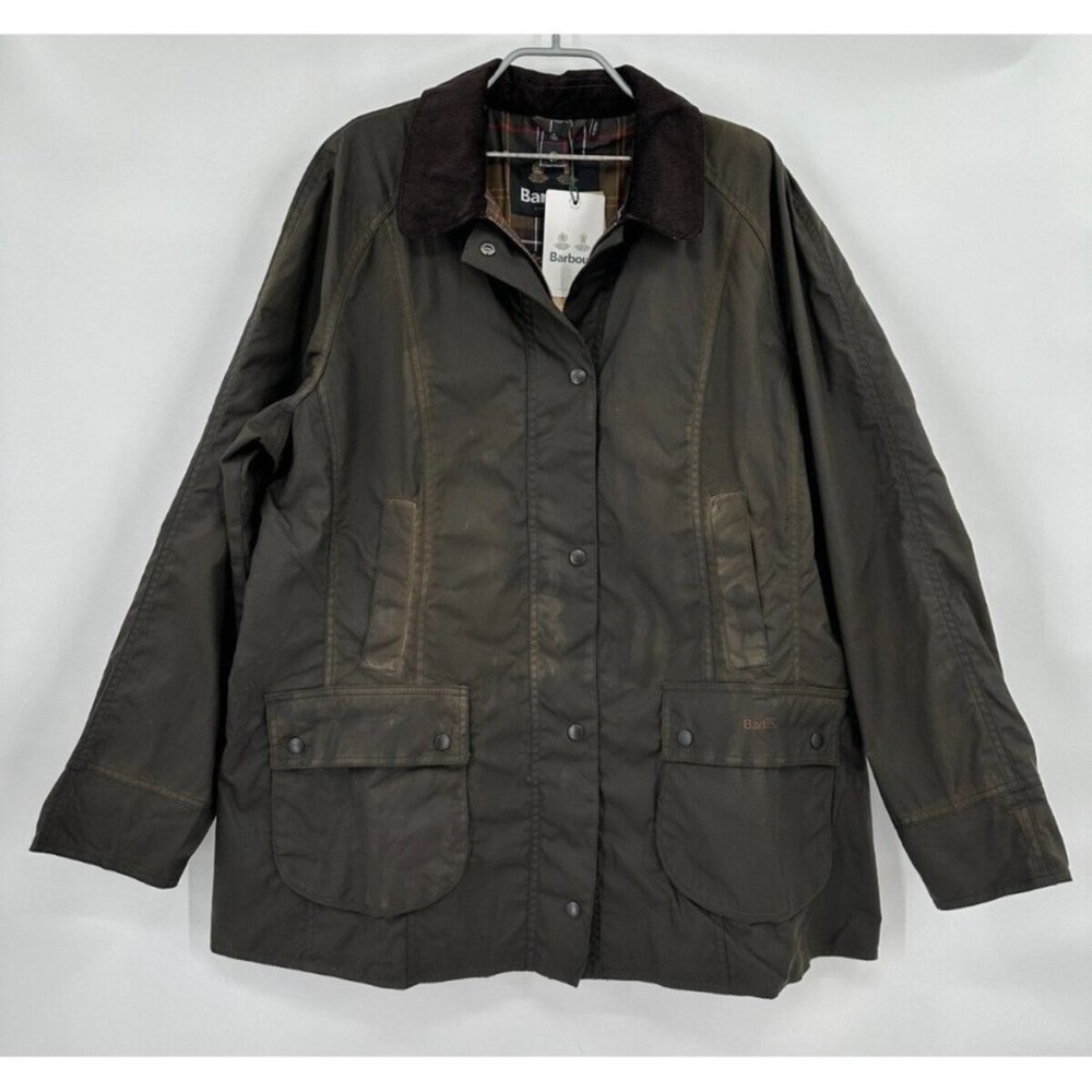 Barbour Women's Classic Olive Beadnell
Wax Jacket ✨✨